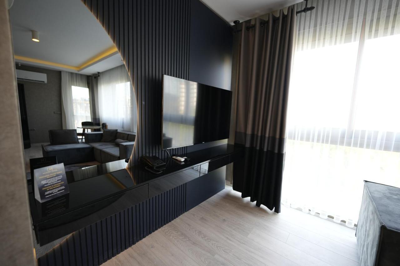 Marlen Hotel Bayrakli İzmir Ngoại thất bức ảnh