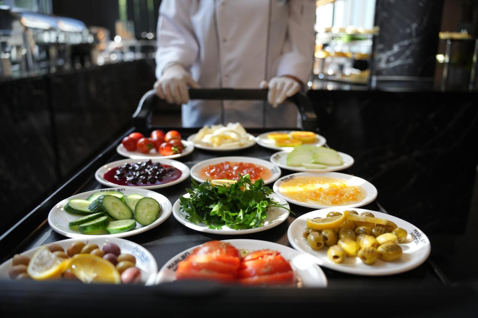 Marlen Hotel Bayrakli İzmir Ngoại thất bức ảnh